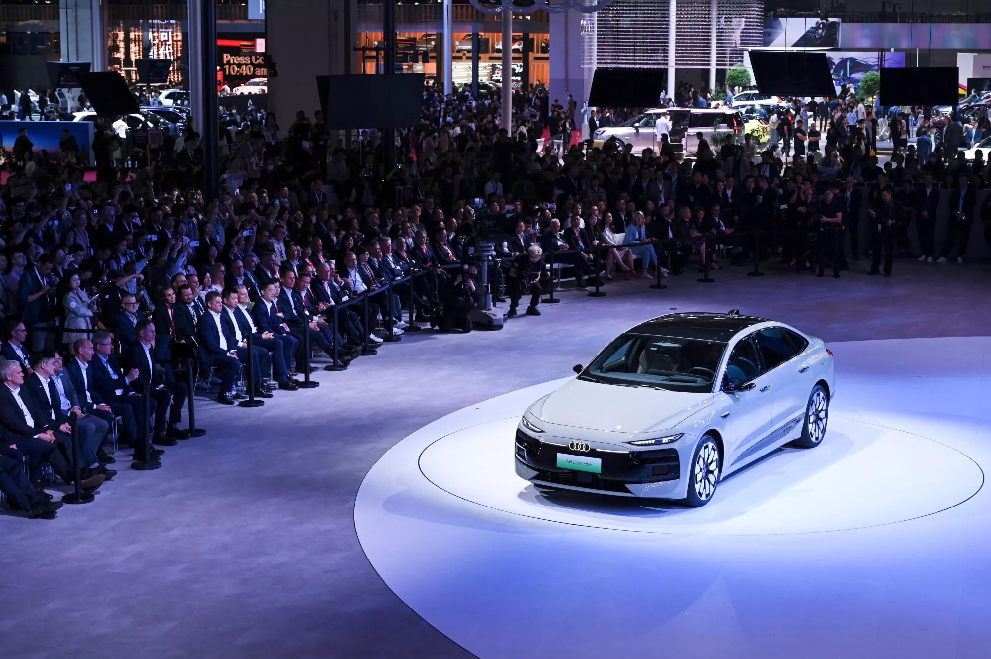 Audi se positionne en pionnier de la mobilité électrique à l’auto Shanghai