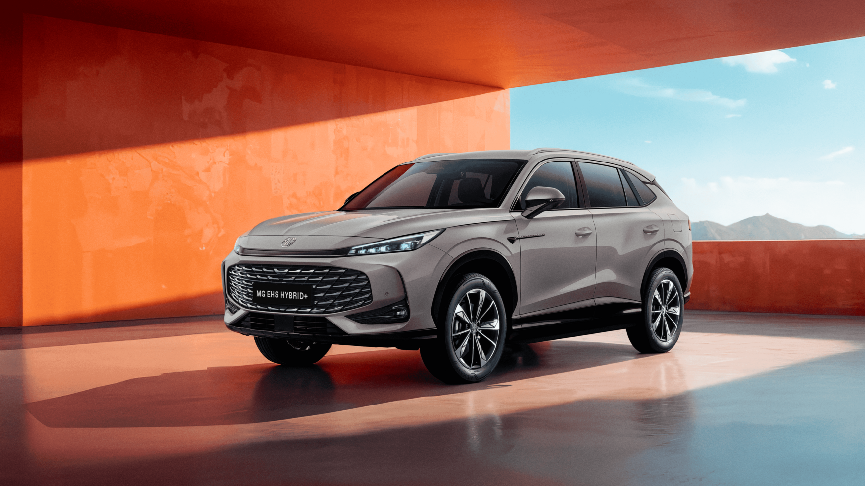 Découvrez le nouveau MG EHS Hybrid+ : un SUV familial haut en performances !
