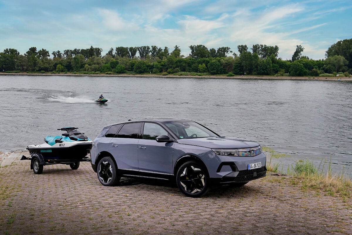 9 octobre 2025À la une Actualités Electriques (BEV) Grandland Electric AWD d’Opel : un SUV électrique qui nous surprend
