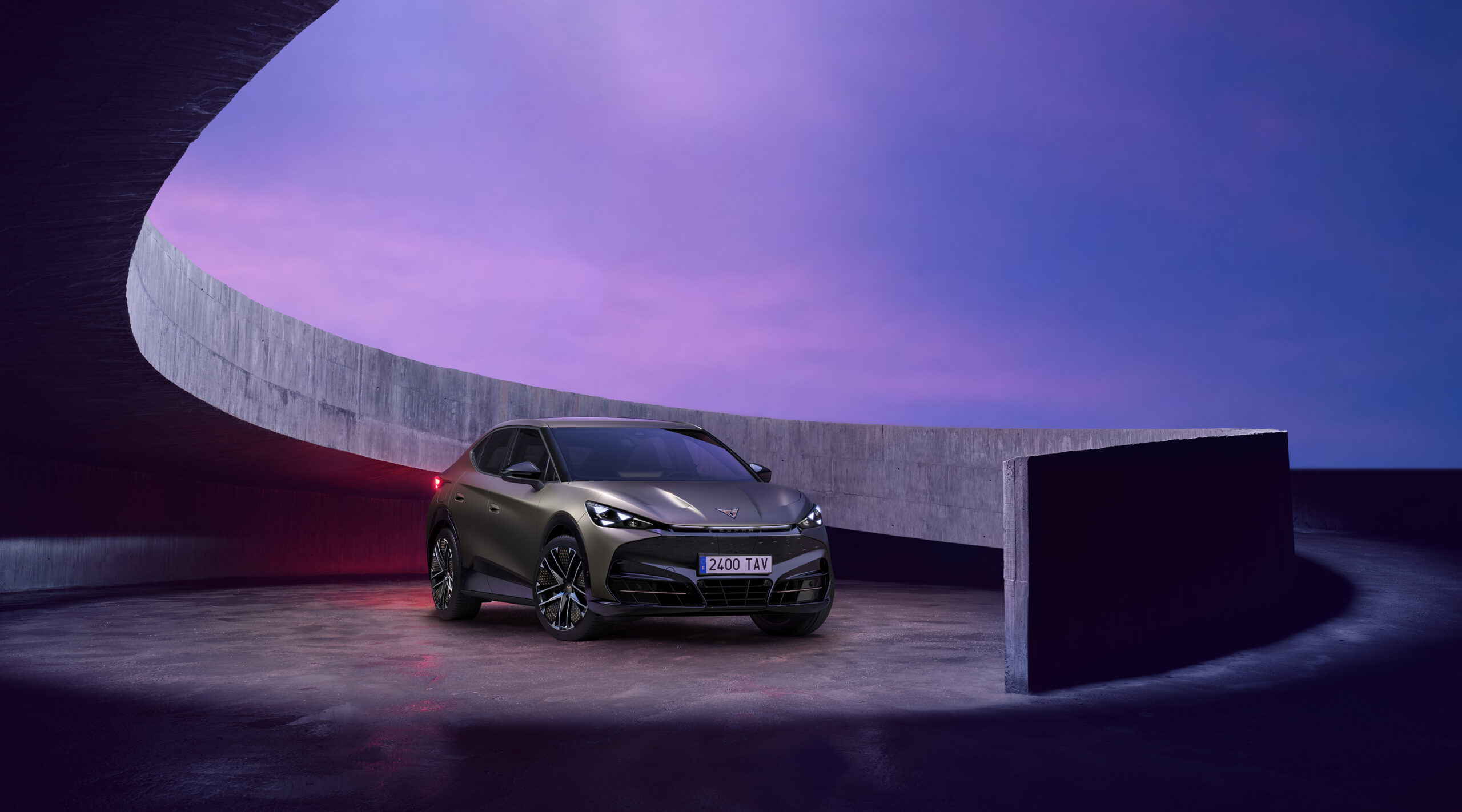 13 octobre 2025À la une Actualités Electriques (BEV) CUPRA Tavascan : l’électrique audacieux fait sa grande entrée