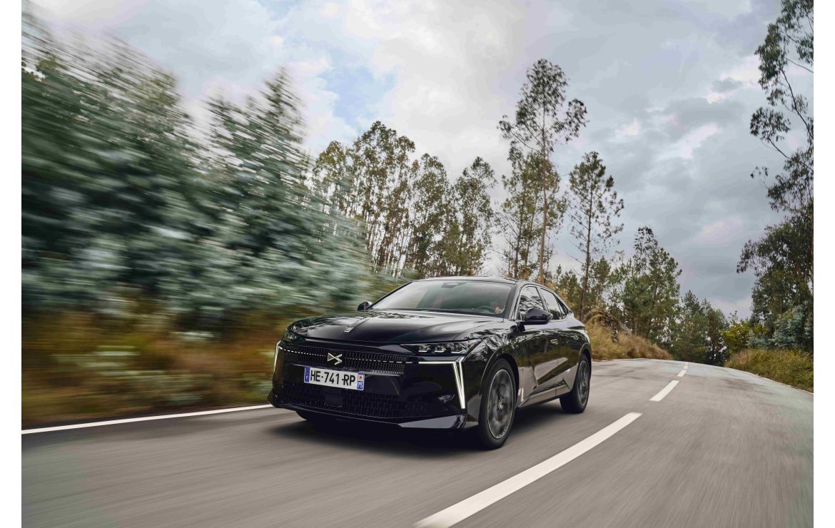 DS n°4 : l’élégance électrique à la française