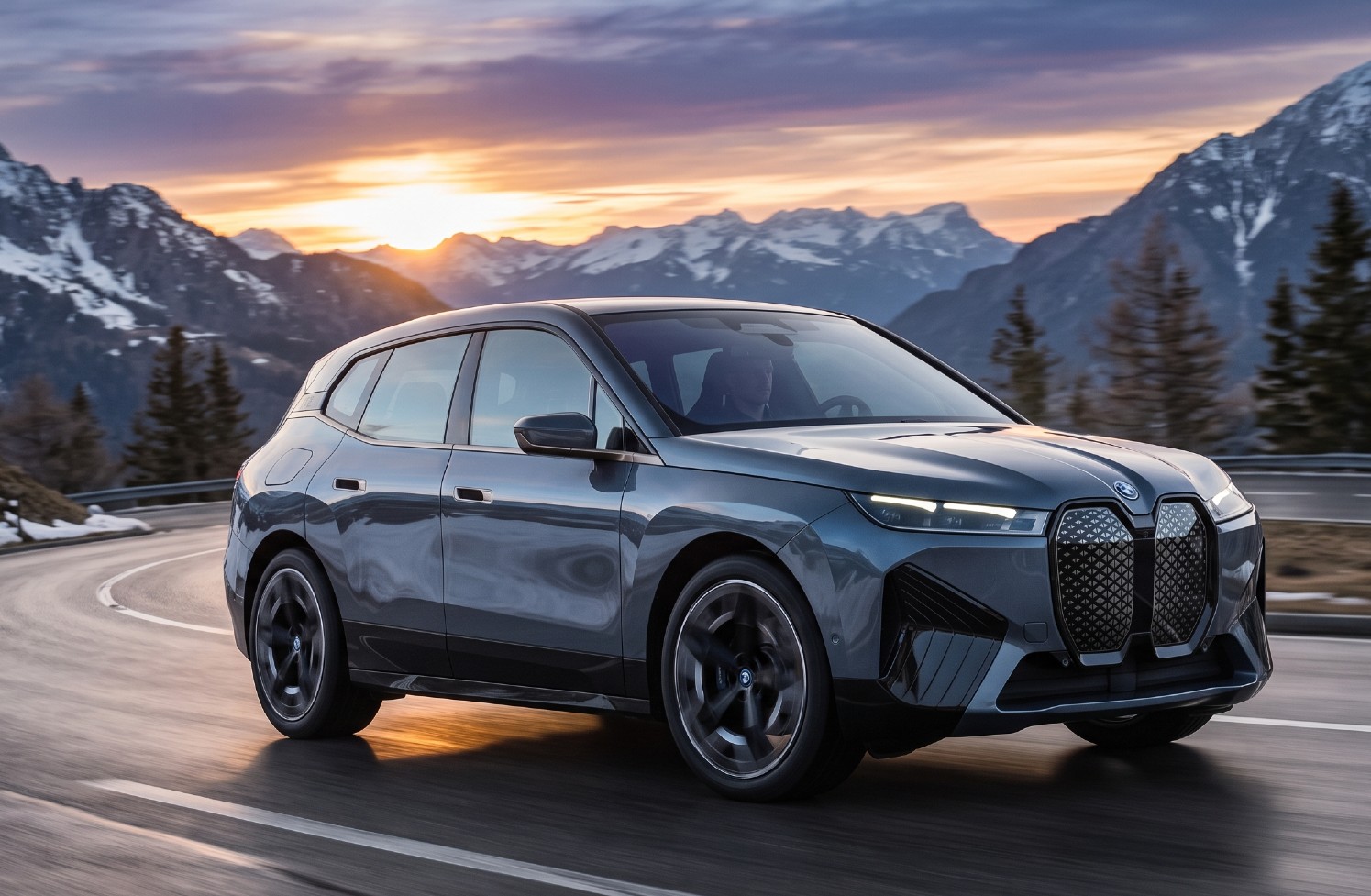BMW annonce la sortie de son étalon le X5 et sa version IX5