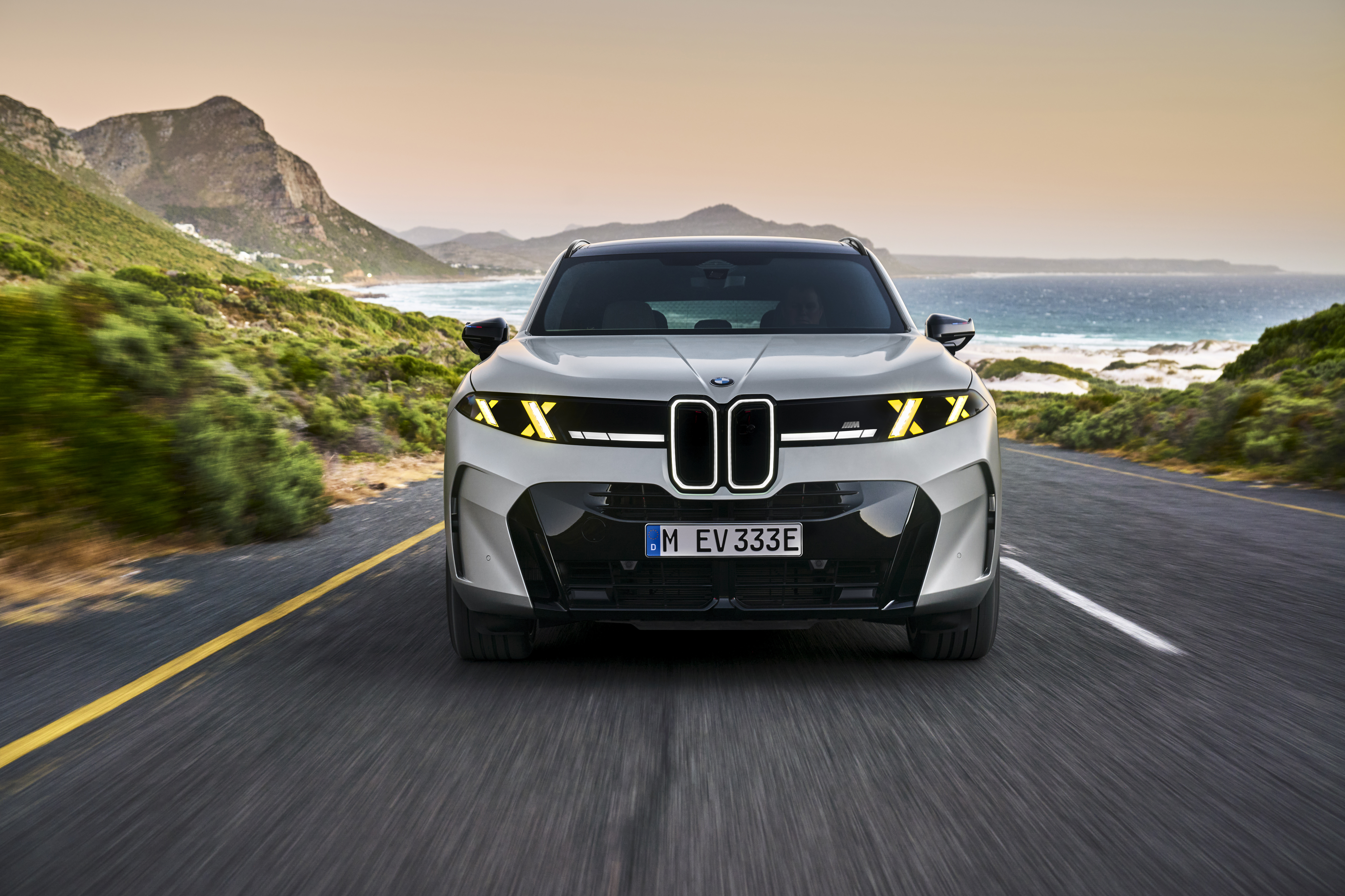 BMW annonce la sortie de son étalon le X5 et sa version IX5